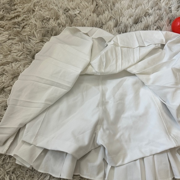 TNA Tennis Pro Skirt - Picture 5 of 8